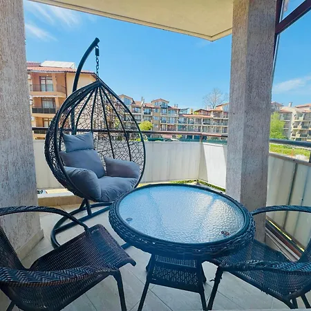 דירה аквамарин, к-с нестинарка