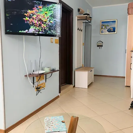 аквамарин, к-с нестинарка דירה *